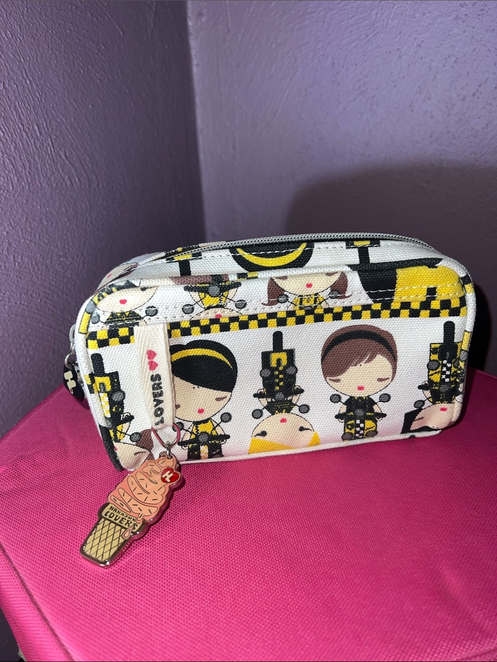 Harajuku Lovers Cosmetic Pouch in White and Yellow Dolls